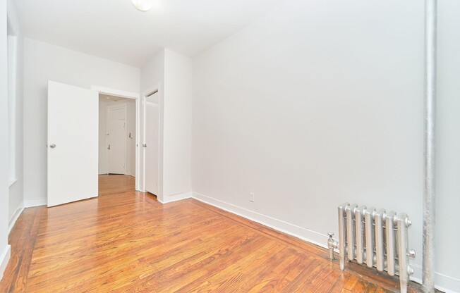 1 bed, 1 bath, $2,550, Unit 4B