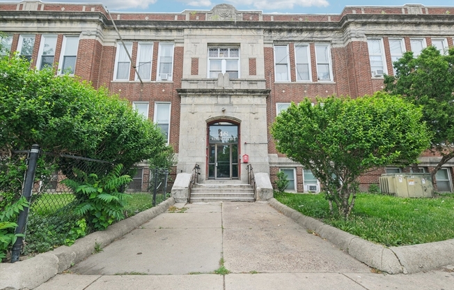 48 WASHINGTON AVE