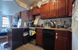 417 W 48 ST