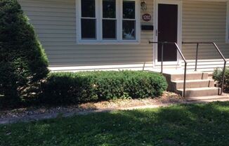 1203 S Lexington