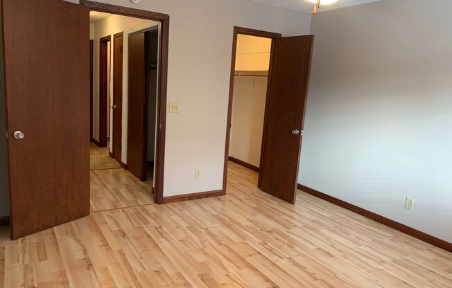 1 bed, 1 bath, $1,100, Unit Unit 303