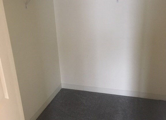 2 beds, 2 baths, 1,061 sqft, $2,750, Unit 707