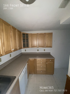 2 beds, 1 bath, 1,100 sqft, $1,350