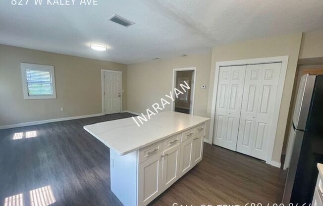 827 W KALEY AVE