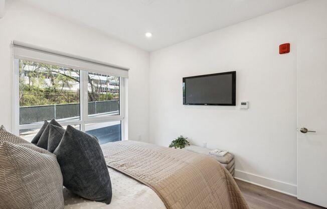 1 bed, 1 bath, 590 sqft, $1,540, Unit D210