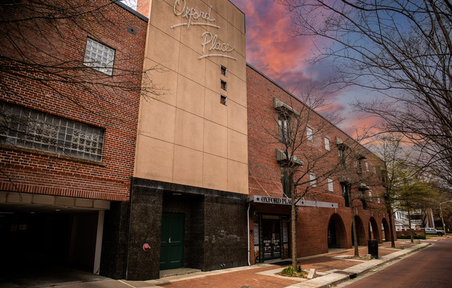 Oxford Place Apartments