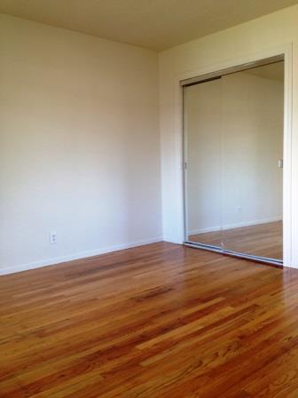 2 beds, 1 bath, 750 sqft, $2,300, Unit 1054-3