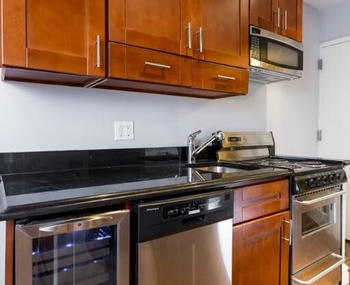 2 beds, 1 bath, $4,495, Unit 12