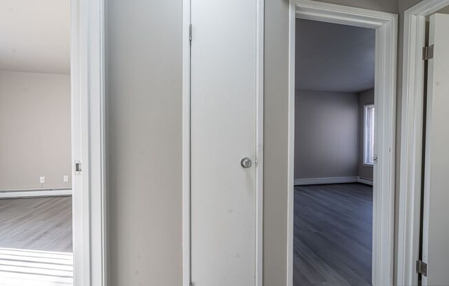 2 beds, 1.5 baths, 900 sqft, $1,399, Unit 5004 - 103