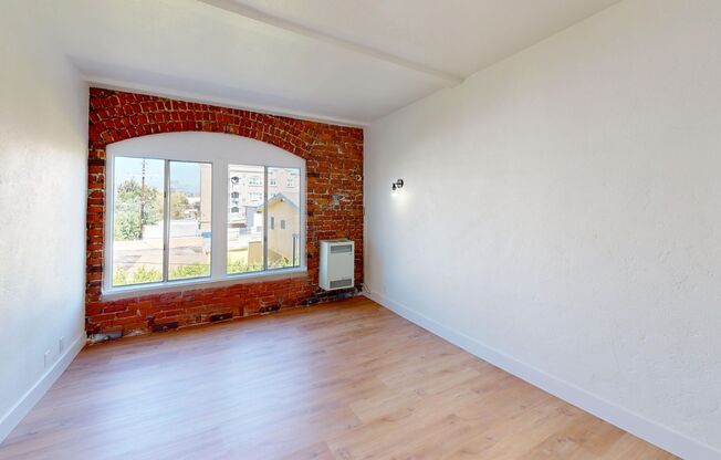 CCD - Country Club Dr. Apts.