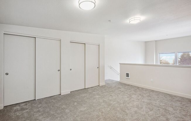 1 bed, 1 bath, 812 sqft, $1,800