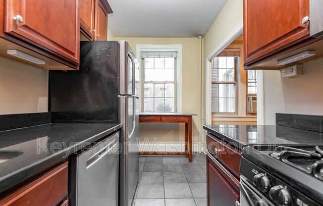 3010 Wisconsin Avenue NW Unit 303