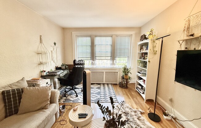 90 Kilsyth Rd Apt 25
