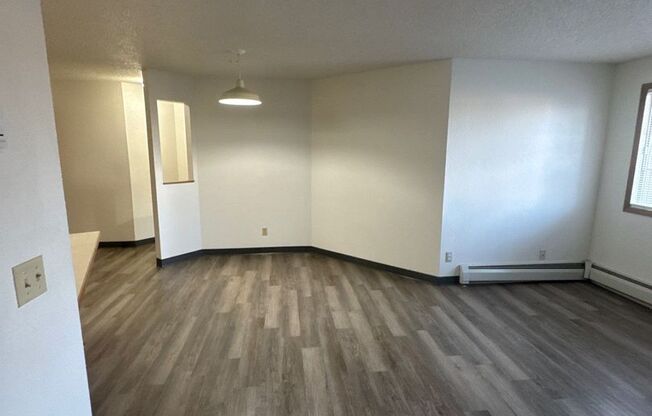 2 beds, 2 baths, 1,022 sqft, $1,090, Unit 205