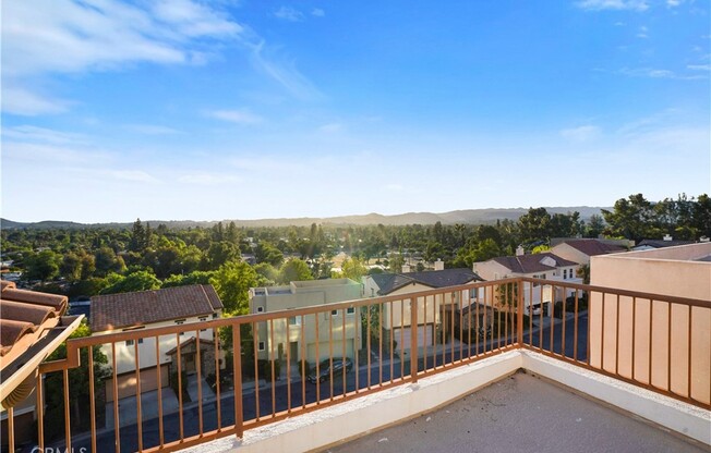 5672 COMO CIR