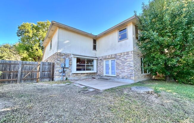 Spacious 4/BR 3.5/BA Two-Story Home with Peaceful Ambience