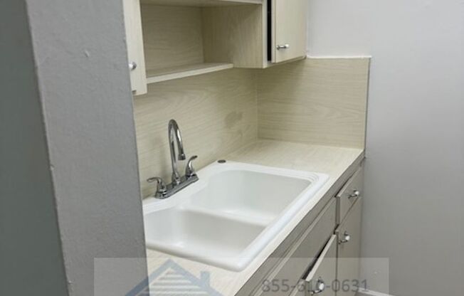 Studio, 1 bath, 444 sqft, $1,425, Unit 103