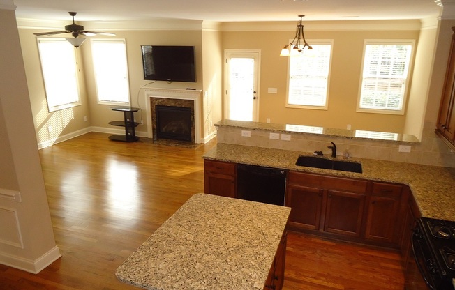1120 Weston Green Loop - Bev Roberts Rentals & Property Management