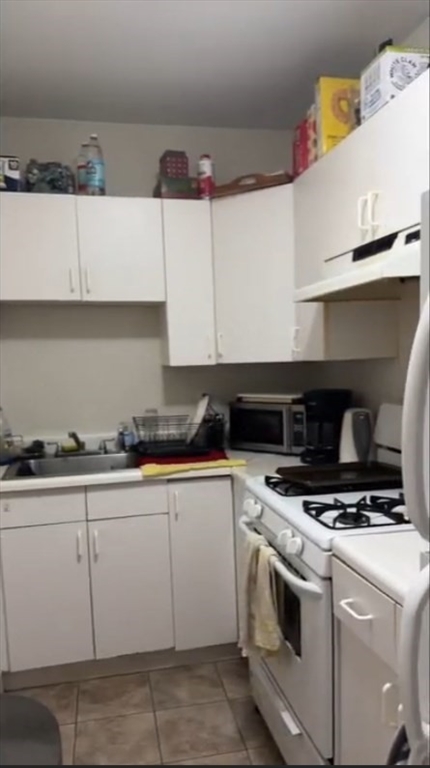 23 Inman St Apt 3