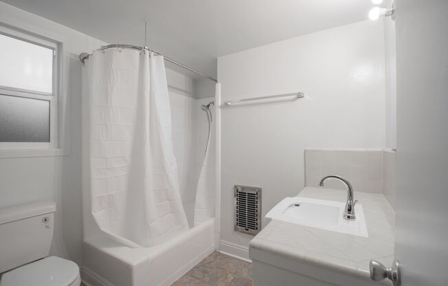 1 bed, 1 bath, $1,895, Unit 12333