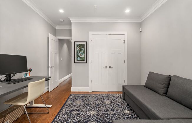Recently renovated 3 bedroom condo in Columbia Heights