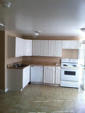 1 bed, 1 bath, 700 sqft, $850, Unit 6155