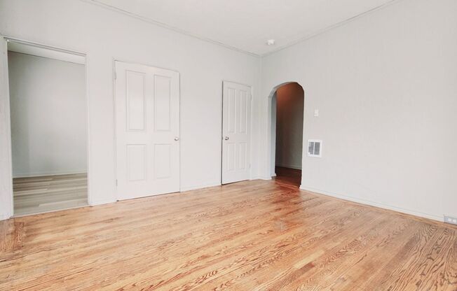 Studio, 1 bath, $2,150, Unit 06