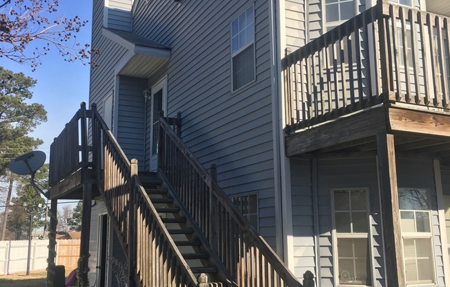 2 beds, 2 baths, $1,350