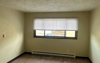 1 bed, 1 bath, $675, Unit 1350 - 5