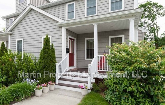 162 SYCAMORE ST
