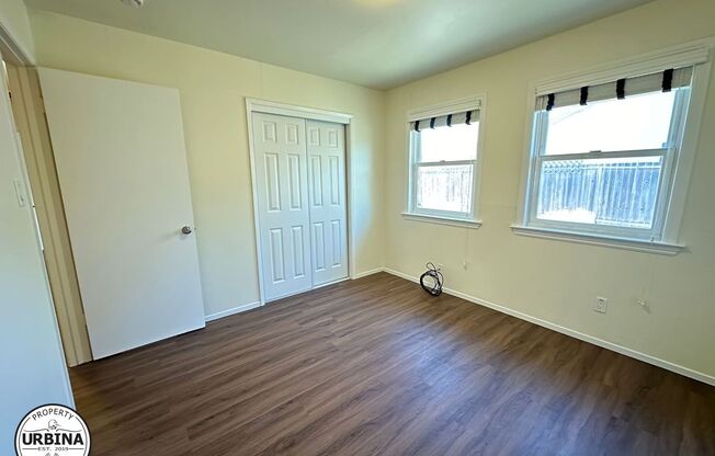 2 beds, 1 bath, $2,500