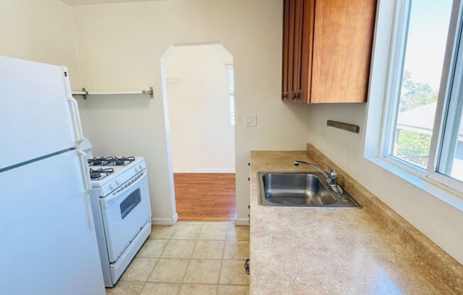 1 bed, 1 bath, $1,850