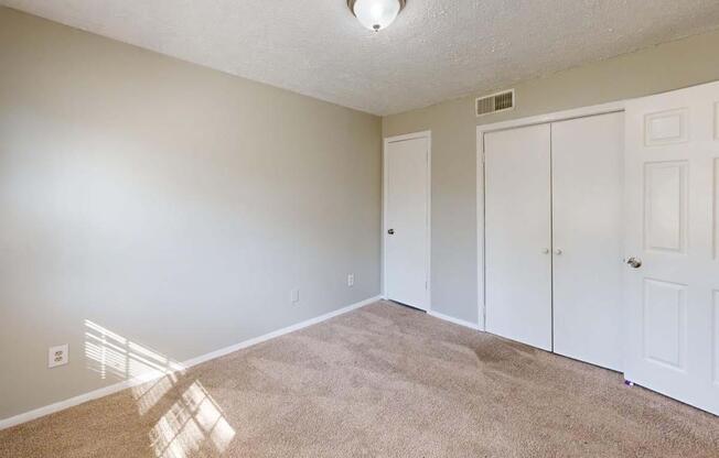 1 bed, 1 bath, 650 sqft, $999