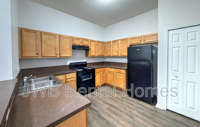 5051 PLAYPEN DR