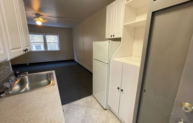 Studio, 1 bath, $795, Unit 104