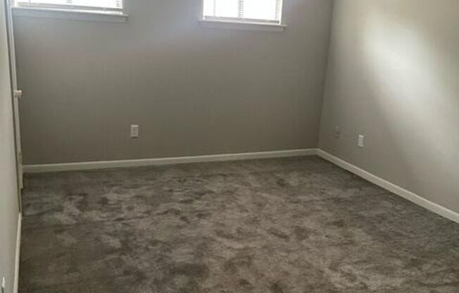 2 beds, 1.5 baths, 1,140 sqft, $1,100, Unit 607