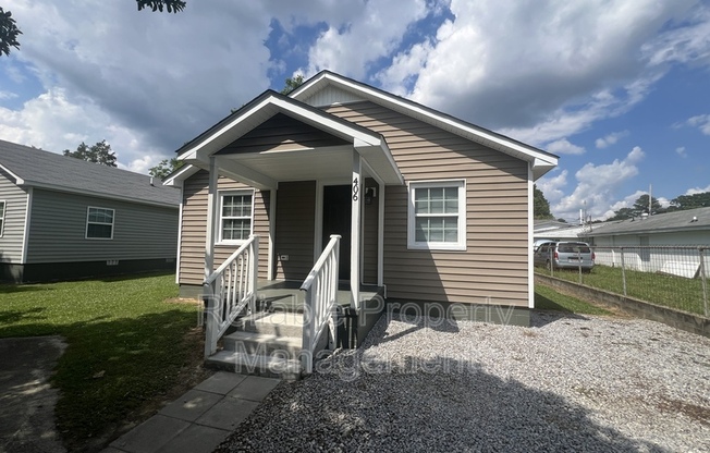 406 W FRONT ST