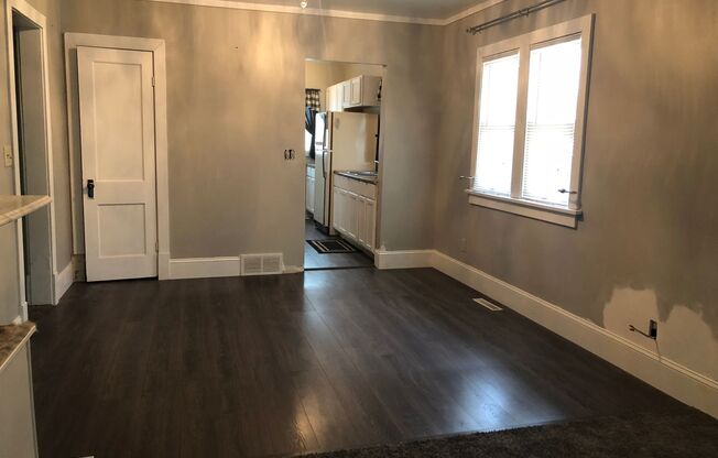 2 Bedroom, 1 Bath House for Rent- 916 Independence