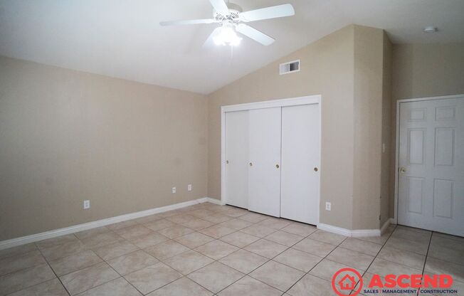 3 beds, 2 baths, $2,500