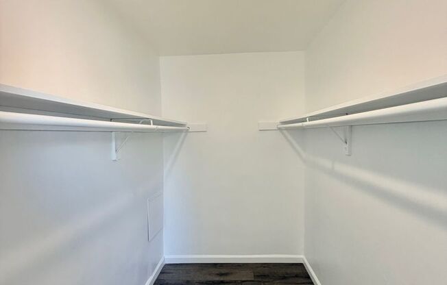 1 bed, 1 bath, 800 sqft, $2,200, Unit 206