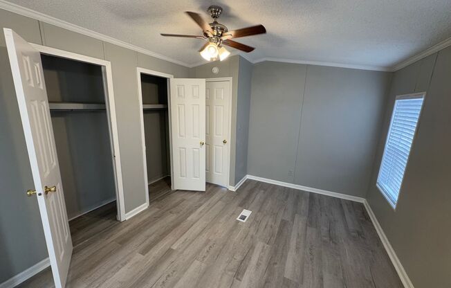 2 beds, 2 baths, $1,299