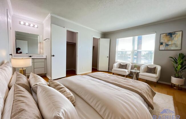 2 beds, 1 bath, 992 sqft, $1,404, Unit ABB-2-233
