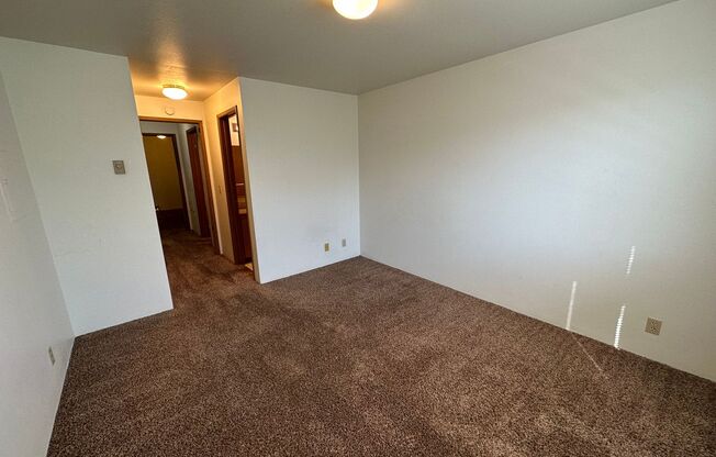 2 beds, 1.5 baths, 950 sqft, $1,650, Unit B206