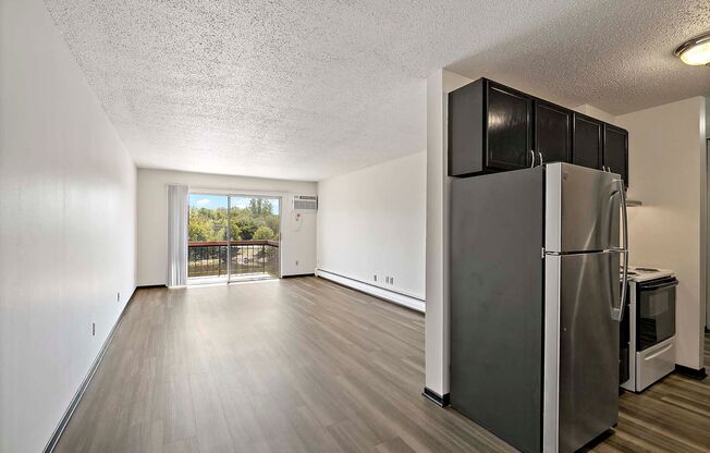 1 bed, 1 bath, 750 sqft, $1,200, Unit 7700-308