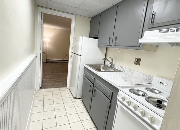 1 bed, 1 bath, 475 sqft, $2,350, Unit 1