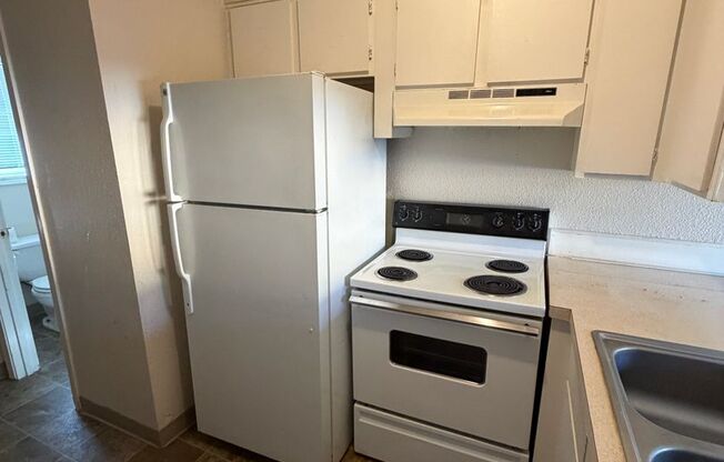 2 beds, 1.5 baths, 907 sqft, $1,595, Unit 3515D