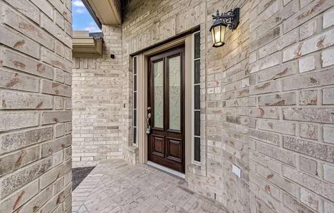 Stunning 4-Bedroom Home in Pearland