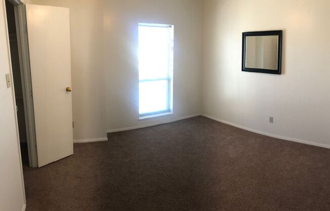 2 beds, 2.5 baths, 1,122 sqft, $935, Unit C01