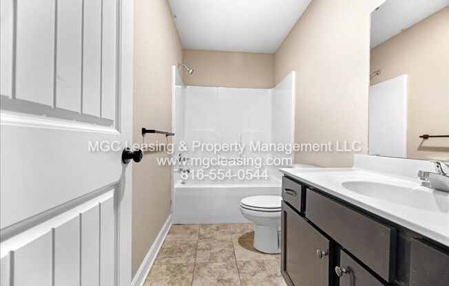 3 beds, 2 baths, 1,224 sqft, $1,575, Unit 110 Barberry Ln