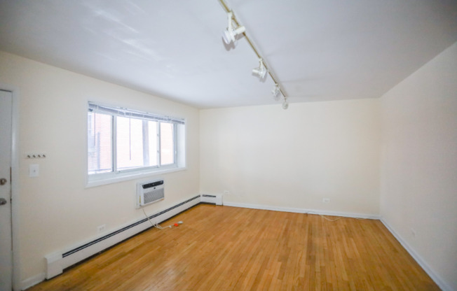 528 WELLINGTON